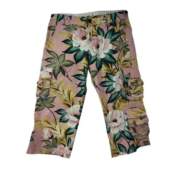 Lucky Brand Tropical Floral Cargo Capri Pants Pink Green White Bloom Print 10/30 - Picture 1 of 11